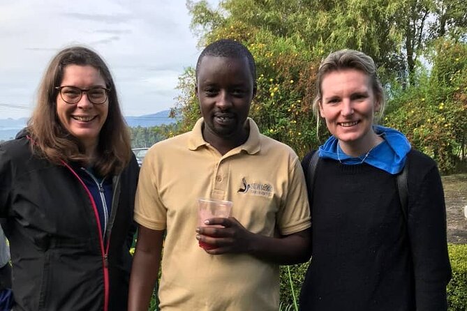 1 Day Rwanda Gorilla Trekking - Meeting the mountain gorillas