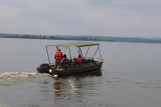 2-Day Akagera National Park Game Drive, Ihema boat trip with a Choice 4x4 - The one-hour Ihema Lake boat safari