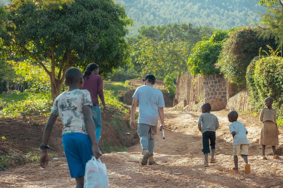 Kigali: Gatsata Village Storytelling Walk to Mount Jali - Which guide style may suit you best