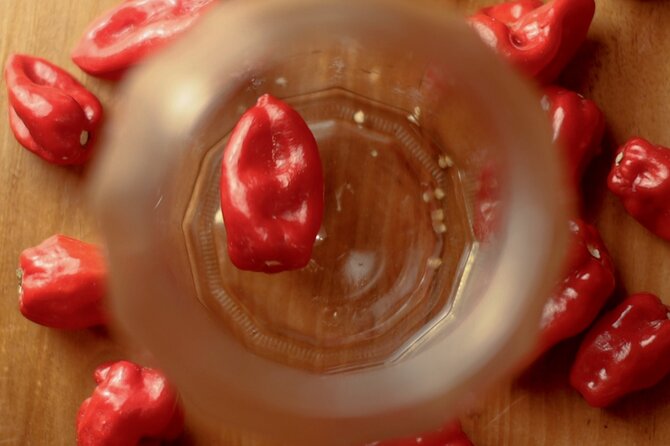 Kigali: Learn How to Make Hot Sauce from Scratch - Making a Kigali souvenir from peppers