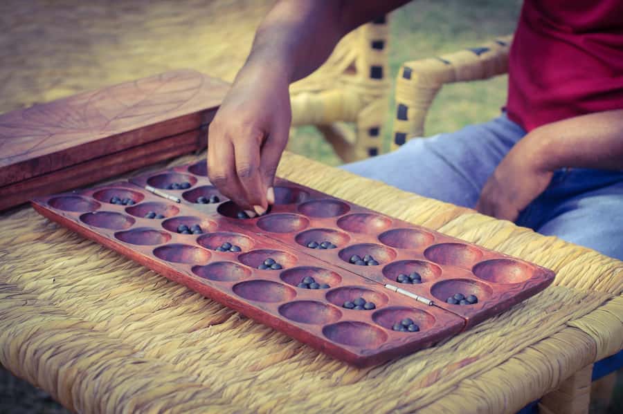 Kigali: Learn Rwandan Table Game (IGISORO) with a Local - Learning the board and the basic rules