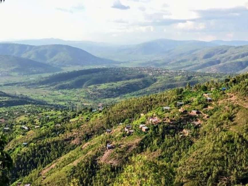 Kigali: Mount Kigali and Cultural Village Tour with Snacks - The reward: Kigali from above