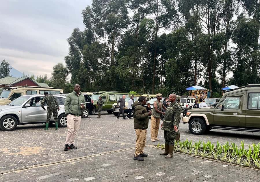 Kigali: Rwanda Gorilla Tracking in Volcanoes National Park - Lunch and the cultural program