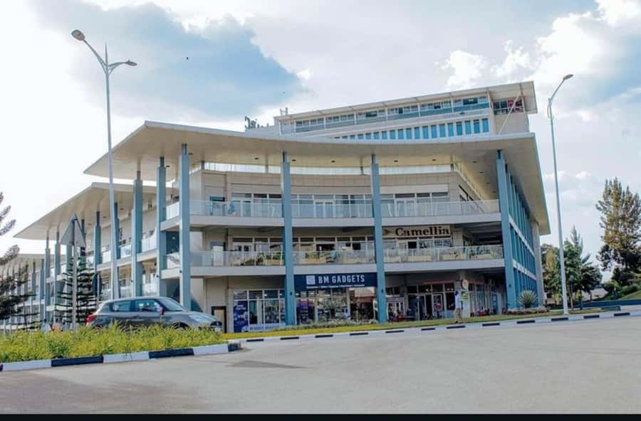 Kigali tour and Rwanda tour - Kimironko Market and the everyday city