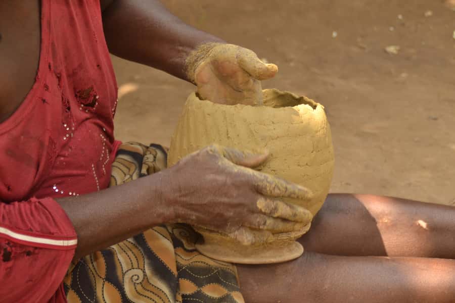 Kigali: Traditional Kubumba Pottery Making with Local Women - Why the $30 price can make sense