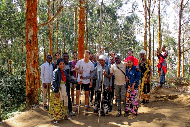 Local hills hiking - Gakenke Market: a short stop with local flavor