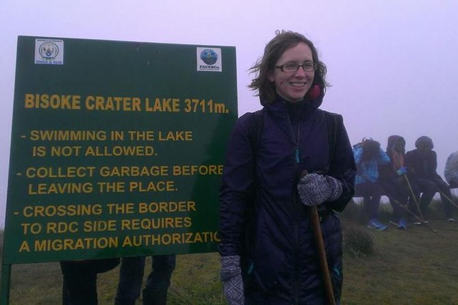 One Day Mount Bisoke Hike Adventure Tour in Volcanoes Park - Key points at a glance