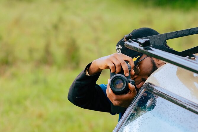 One Day Private Tour to Akagera National Park from Kigali - A short stop at Bashana Companies and Imigongo Art Center